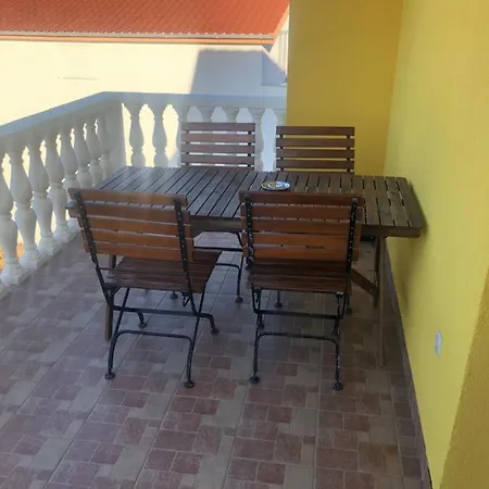 Appartamento Miro Ražanac